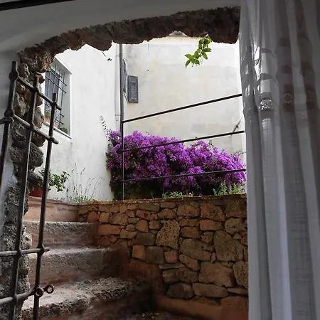 Casa Ghiri - Il Sogno Borgio Verezzi